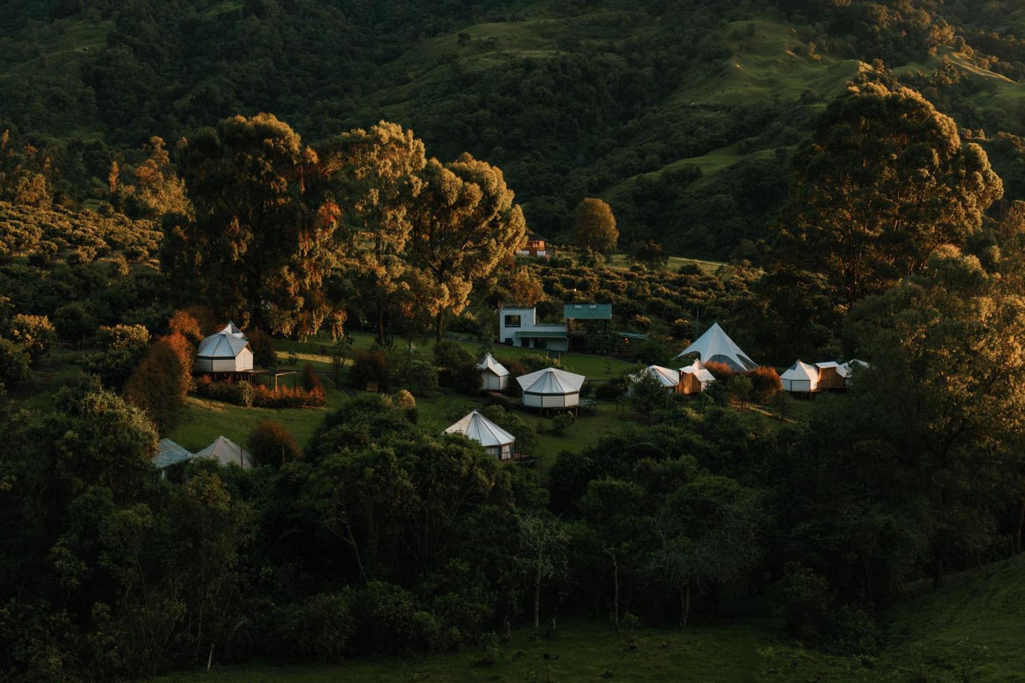 살렌토 Glamping Lumbre 빌라 외부 사진