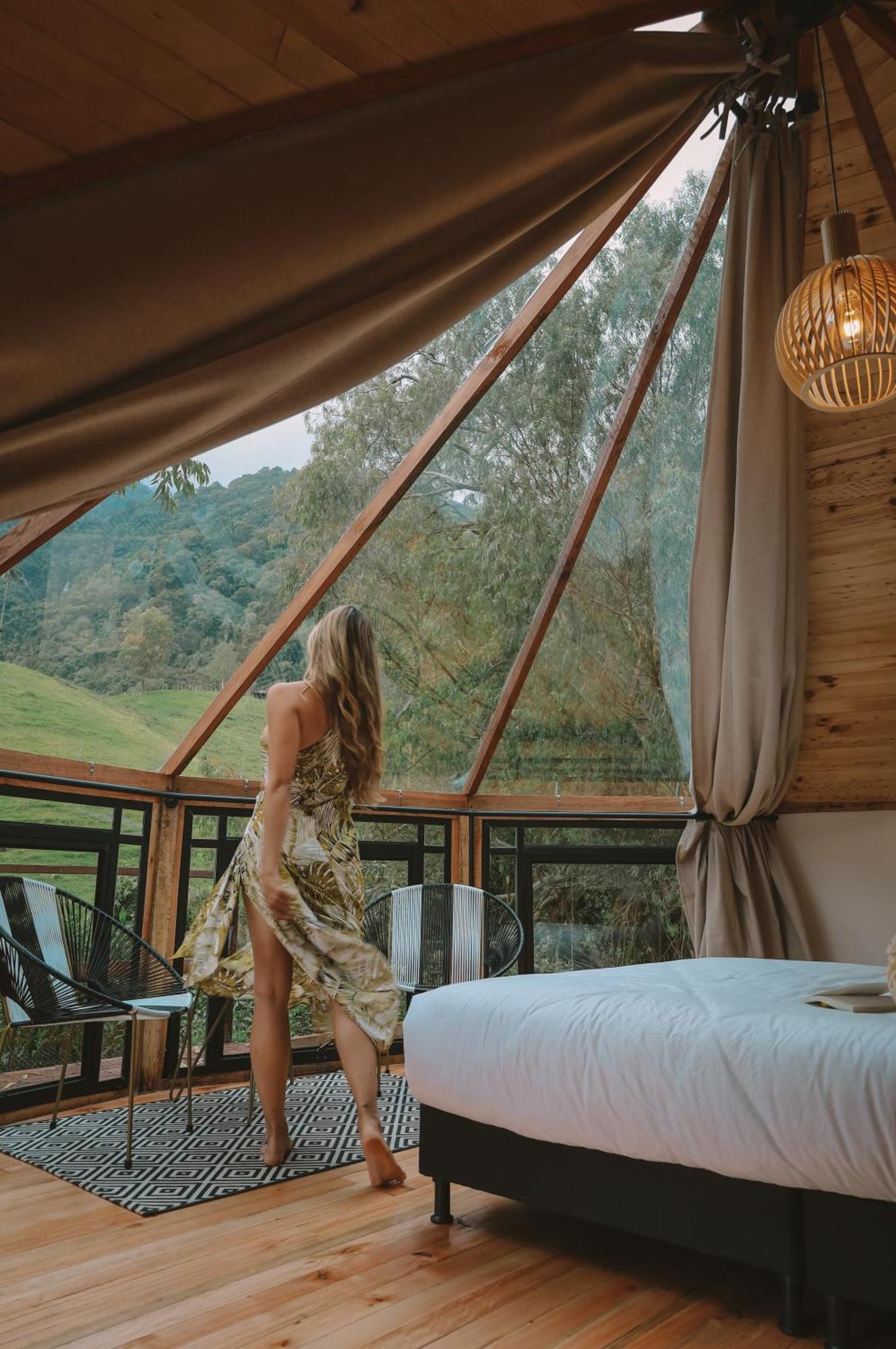 살렌토 Glamping Lumbre 빌라 외부 사진